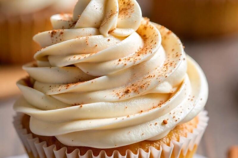 Cinnamon Maple Buttercream Frosting Recipe